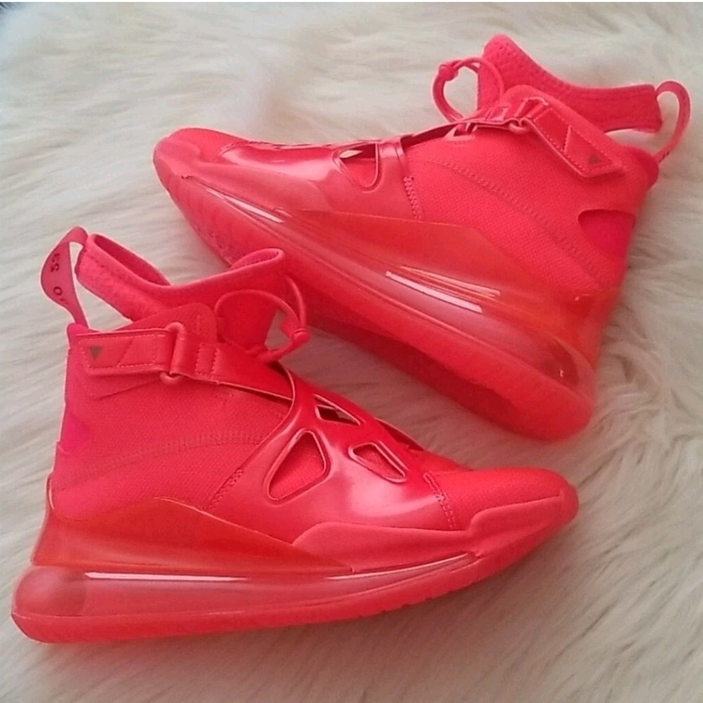 NWOB Jordan Women Sz 7 Air Latitude 720 Red Crimson High-Top Sneakers Nike